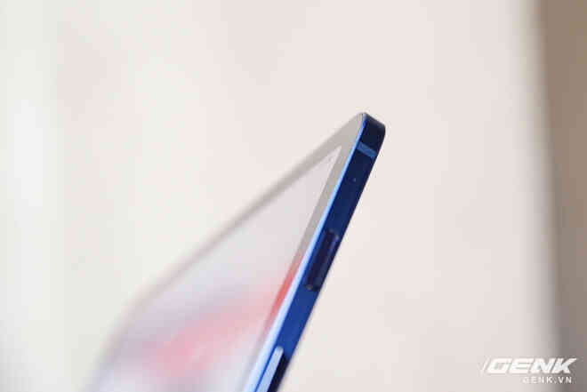 Trên tay Galaxy Tab S7 phiên bản Xanh Navy: thiết kế sang trọng, màu đẹp, cấu hình khủng, giá bán không đổi - Ảnh 4. Trên tay Galaxy Tab S7 phiên bản Xanh Navy: thiết kế sang trọng, màu đẹp, cấu hình khủng, giá bán không đổi - Ảnh 4.