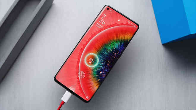 Gợi ý 5 smartphone sạc nhanh như ‘ăn cướp’, giá chỉ từ 11 triệu - Ảnh 4. Gợi ý 5 smartphone sạc nhanh như ‘ăn cướp’, giá chỉ từ 11 triệu - Ảnh 4.