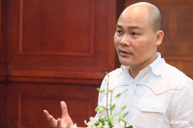CEO BKAV Nguyễn Tử Quảng: Icon của Bphone đẹp hơn Vsmart, giải quyết được nỗi băn khoăn của giới thiết kế trên toàn thế giới - Ảnh 5. CEO BKAV Nguyễn Tử Quảng: Icon của Bphone đẹp hơn Vsmart, giải quyết được nỗi băn khoăn của giới thiết kế trên toàn thế giới - Ảnh 5.