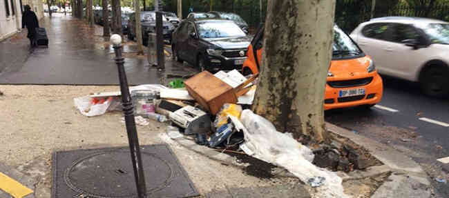 Những hình ảnh gây sốc cho thấy thành phố Paris hoa lệ ngập trong rác khiến cộng đồng mạng thất vọng tràn trề, chuyện gì đang xảy ra? - Ảnh 11. Những hình ảnh gây sốc cho thấy thành phố Paris hoa lệ ngập trong rác khiến cộng đồng mạng thất vọng tràn trề, chuyện gì đang xảy ra? - Ảnh 11.