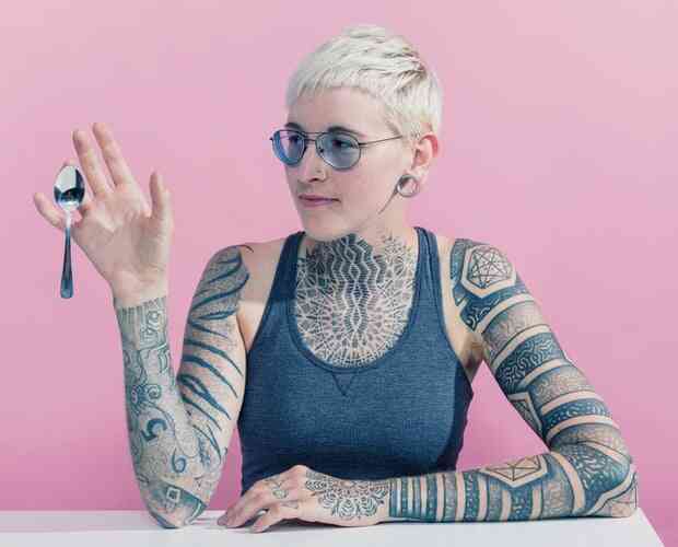 David Vintiner: Thợ săn cyborg và một thế giới khi con người giao thoa với máy móc - Ảnh 19. David Vintiner: Thợ săn cyborg và một thế giới khi con người giao thoa với máy móc - Ảnh 19.