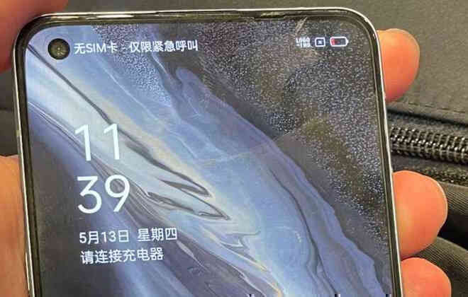 OPPO Reno6 lộ ảnh thực tế với khung viền vuông như iPhone 12 - Ảnh 3. OPPO Reno6 lộ ảnh thực tế với khung viền vuông như iPhone 12 - Ảnh 3.