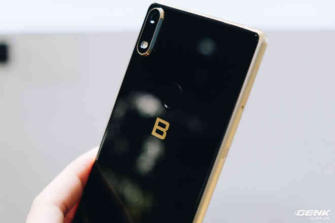 Được gợi ý "mua lại nhà máy Vsmart", CEO BKAV Nguyễn Tử Quảng phản hồi ra sao?