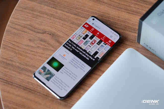 Khui hộp OPPO Find X3 Pro chính hãng: Smartphone có camera kính hiển vi đầu tiên trên thế giới, giá 27 triệu tặng kèm quà 6 triệu - Ảnh 13. Khui hộp OPPO Find X3 Pro chính hãng: Smartphone có camera kính hiển vi đầu tiên trên thế giới, giá 27 triệu tặng kèm quà 6 triệu - Ảnh 13.