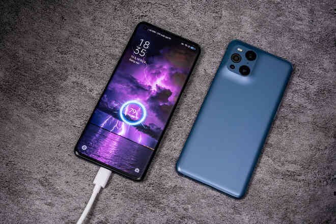 OPPO Find X3 Pro chính thức ra mắt tại Việt Nam: Giá 26.9 triệu, tặng kèm OPPO Watch - Ảnh 8. OPPO Find X3 Pro chính thức ra mắt tại Việt Nam: Giá 26.9 triệu, tặng kèm OPPO Watch - Ảnh 8.