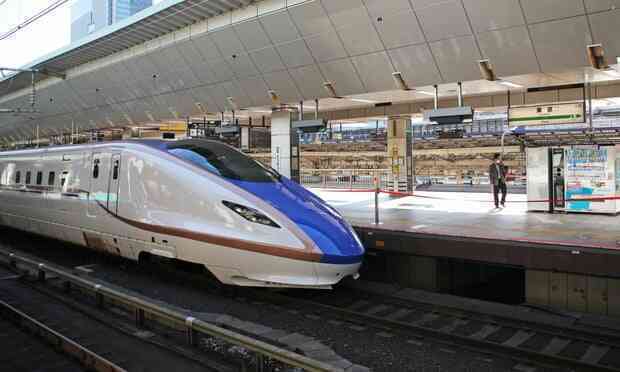 Lái tàu cao tốc tự ý rời buồng lái, bỏ 160 khách khi tàu di chuyển với tốc độ 150 km/h vì quá buồn đi vệ sinh
