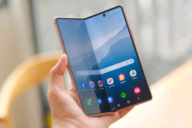 Siêu smartphone như Galaxy Z Fold2 có sức hút như thế nào? - Ảnh 7. Siêu smartphone như Galaxy Z Fold2 có sức hút như thế nào? - Ảnh 7.