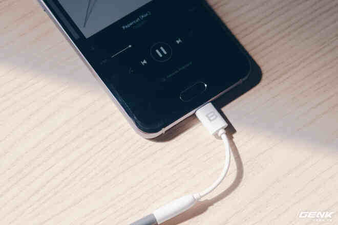 Tổng giám đốc BKAV: Bphone tiên phong loại bỏ jack cắm tai nghe 3.5mm, các hãng smartphone khác cũng đi theo xu hướng này