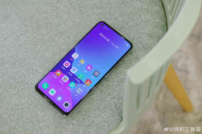Realme GT Neo Flash Edition ra mắt: Dimensity 1200 5G, màn hình AMOLED 120Hz, sạc nhanh 65W, giá 8 triệu đồng - Ảnh 4. Realme GT Neo Flash Edition ra mắt: Dimensity 1200 5G, màn hình AMOLED 120Hz, sạc nhanh 65W, giá 8 triệu đồng - Ảnh 4.