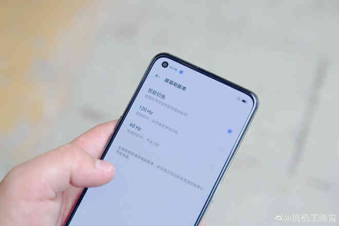 Realme GT Neo Flash Edition ra mắt: Dimensity 1200 5G, màn hình AMOLED 120Hz, sạc nhanh 65W, giá 8 triệu đồng - Ảnh 5. Realme GT Neo Flash Edition ra mắt: Dimensity 1200 5G, màn hình AMOLED 120Hz, sạc nhanh 65W, giá 8 triệu đồng - Ảnh 5.