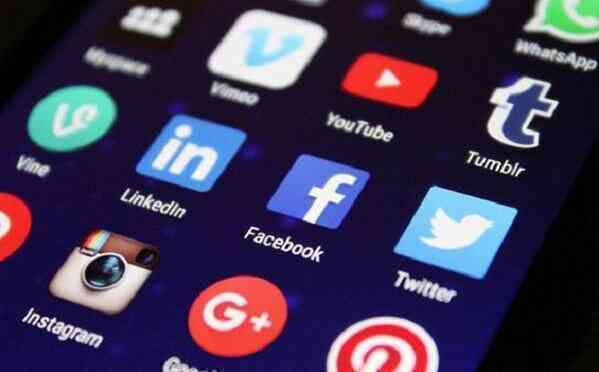 'Khoe' doanh thu bán hàng trên Facebook: Coi chừng bị phạt vì trốn thuế