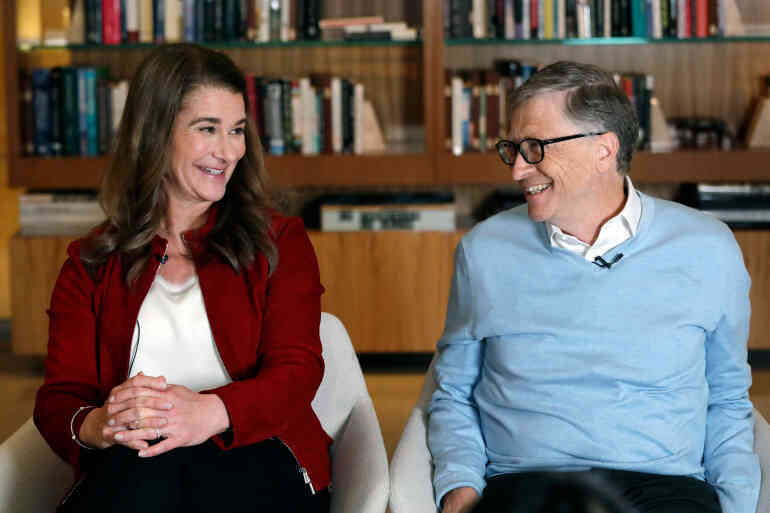 Bill Gates ly hôn vợ sau 27 năm chung sống