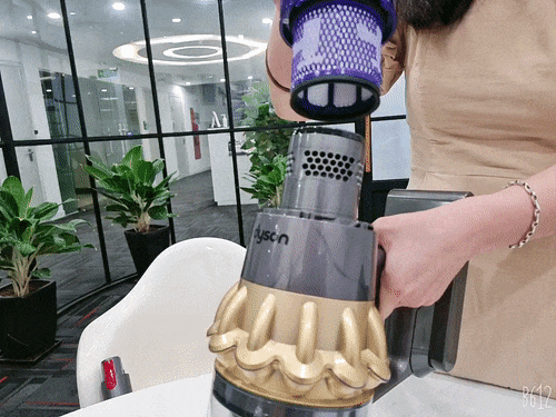 Trải nghiệm máy hút bụi Dyson giá 21 triệu: Nhiều phụ kiện, lắp ghép như LEGO, hút khỏe, chỉ hợp với nhà sang chảnh - Ảnh 16. Trải nghiệm máy hút bụi Dyson giá 21 triệu: Nhiều phụ kiện, lắp ghép như LEGO, hút khỏe, chỉ hợp với nhà sang chảnh - Ảnh 16.