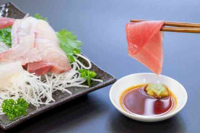 Nếu từng trộn wasabi vào nước tương khi ăn sushi, bạn đã ăn món Nhật này sai cách