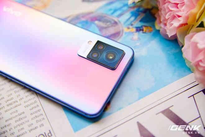 Trên tay Vivo V21 5G: thiết kế mỏng nhẹ đẹp mắt, đặc biệt có Camera selfie 44MP chống rung OIS - Ảnh 10. Trên tay Vivo V21 5G: thiết kế mỏng nhẹ đẹp mắt, đặc biệt có Camera selfie 44MP chống rung OIS - Ảnh 10.