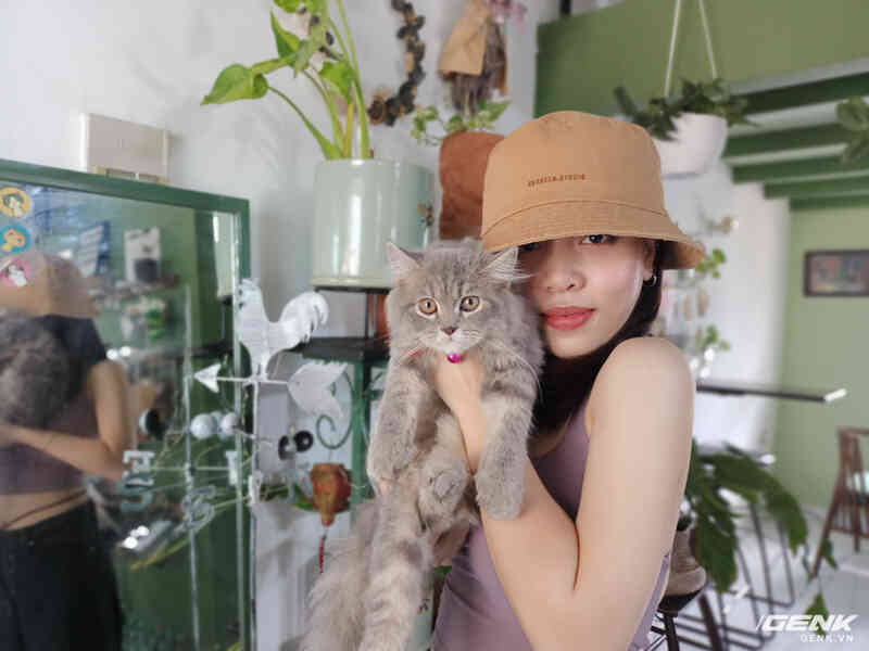 Đã có kết quả bình chọn ảnh chụp từ Galaxy A72 vs. OPPO A94: Điện thoại bên phải thua