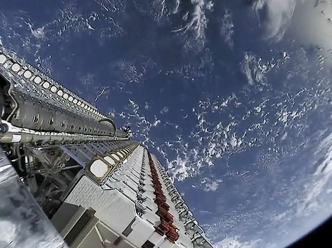 Dịch vụ Internet vệ tinh Starlink hiện đại của Elon Musk gặp đối thủ lớn: những cái cây