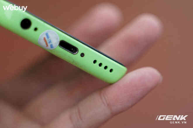 2021 rồi, muốn mua iPhone 5C cũng mất gần 1 triệu, liệu có đáng không? - Ảnh 4. 2021 rồi, muốn mua iPhone 5C cũng mất gần 1 triệu, liệu có đáng không? - Ảnh 4.