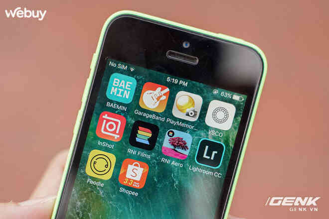 2021 rồi, muốn mua iPhone 5C cũng mất gần 1 triệu, liệu có đáng không? - Ảnh 5. 2021 rồi, muốn mua iPhone 5C cũng mất gần 1 triệu, liệu có đáng không? - Ảnh 5.