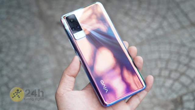 Tìm smartphone mạnh như laptop, chơi game, lướt web cả ngày dài, gen Z không thể bỏ qua vivo Y53s