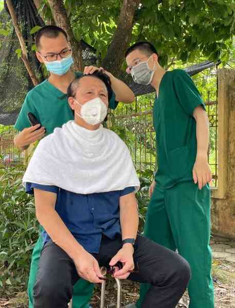 Chủ tịch mạng di động hai lần viết đơn tình nguyện vào tâm dịch Bắc Giang