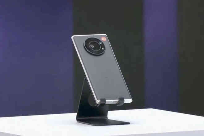 Leica ra mắt smartphone đầu tiên, giá gần 40 triệu đồng - Ảnh 2. Leica ra mắt smartphone đầu tiên, giá gần 40 triệu đồng - Ảnh 2.