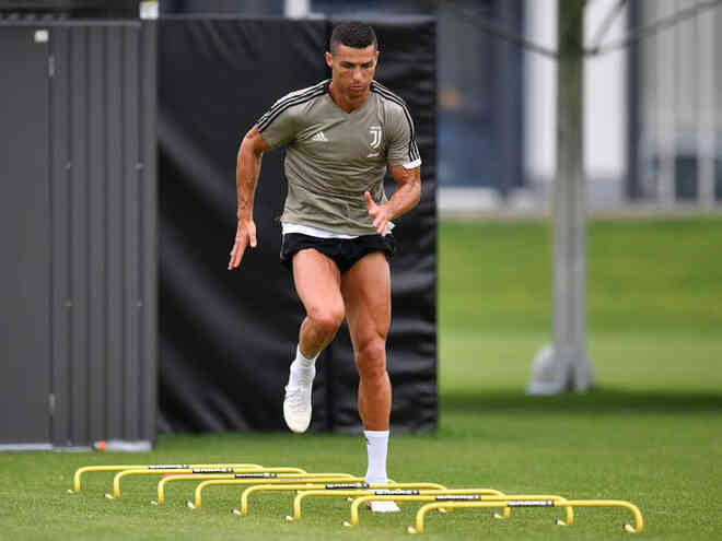 Tôi đã thử ăn 6 bữa một ngày như Ronaldo, không uống Coca-Cola và đây là kết quả - Ảnh 2. Tôi đã thử ăn 6 bữa một ngày như Ronaldo, không uống Coca-Cola và đây là kết quả - Ảnh 2.