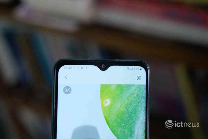 Điện thoại Samsung pin lâu, giá 3,49 triệu đồng