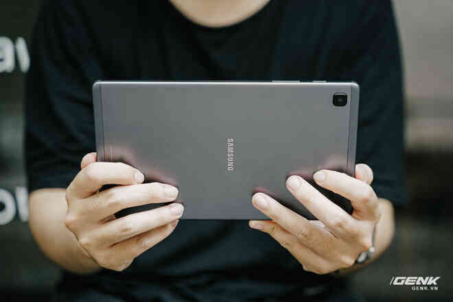 Đánh giá Galaxy Tab A7 Lite: Trở lại với những thứ cơ bản nhất mà vẫn đủ dùng - Ảnh 4. Đánh giá Galaxy Tab A7 Lite: Trở lại với những thứ cơ bản nhất mà vẫn đủ dùng - Ảnh 4.