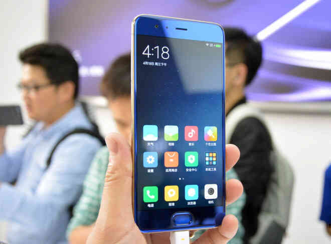 Sếp Xiaomi tự hào khoe thành tích Mi 6 dù đã ra mắt hơn 4 năm nhưng hiện vẫn có hơn 2 triệu người dùng