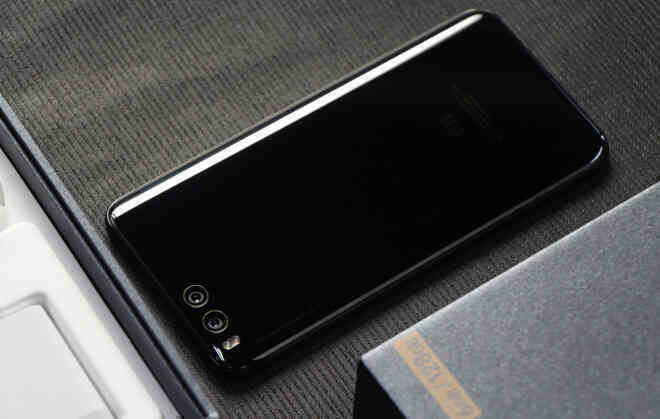 Sếp Xiaomi tự hào khoe thành tích Mi 6 dù đã ra mắt hơn 4 năm nhưng hiện vẫn có hơn 2 triệu người dùng - Ảnh 2. Sếp Xiaomi tự hào khoe thành tích Mi 6 dù đã ra mắt hơn 4 năm nhưng hiện vẫn có hơn 2 triệu người dùng - Ảnh 2.