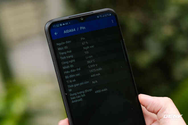 Trên tay Galaxy A22 5G: Có thêm 5G nhưng lại cải lùi màn hình và camera so với bản 4G - Ảnh 9. Trên tay Galaxy A22 5G: Có thêm 5G nhưng lại cải lùi màn hình và camera so với bản 4G - Ảnh 9.