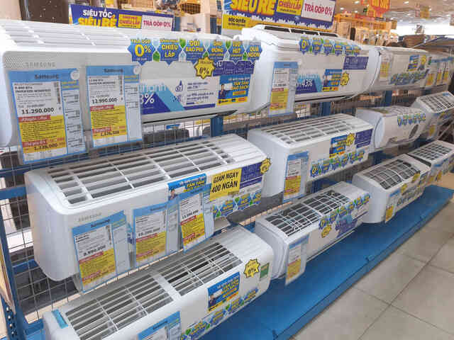 Chuyện lạ trên thị trường điện lạnh: Điều hòa đời mới đua giảm giá, chỉ 6 triệu đồng đã có thể mua dòng tiết kiệm điện