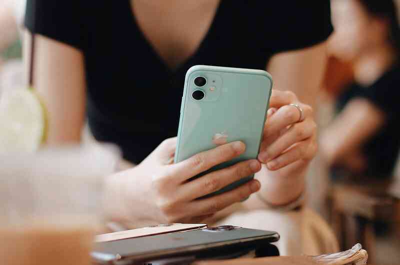 Sau giảm giá, chiếc iPhone này tăng doanh số 10-20 lần, muốn mua phải 