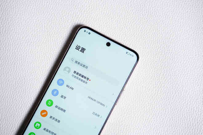 Honor X20 SE ra mắt: Thiết kế không còn giống Huawei, cấu hình tầm trung, giá 6.4 triệu đồng - Ảnh 2. Honor X20 SE ra mắt: Thiết kế không còn giống Huawei, cấu hình tầm trung, giá 6.4 triệu đồng - Ảnh 2.