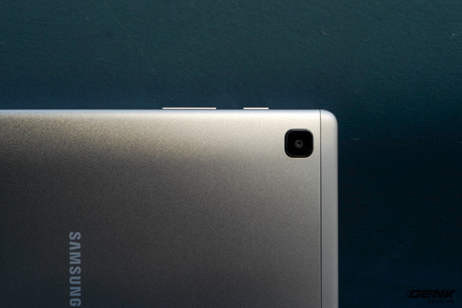 Trên tay Galaxy Tab A7 Lite: Máy tính bảng giá rẻ nhất thị trường có gì hấp dẫn? - Ảnh 5. Trên tay Galaxy Tab A7 Lite: Máy tính bảng giá rẻ nhất thị trường có gì hấp dẫn? - Ảnh 5.
