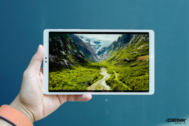 Trên tay Galaxy Tab A7 Lite: Máy tính bảng giá rẻ nhất thị trường có gì hấp dẫn? - Ảnh 6. Trên tay Galaxy Tab A7 Lite: Máy tính bảng giá rẻ nhất thị trường có gì hấp dẫn? - Ảnh 6.