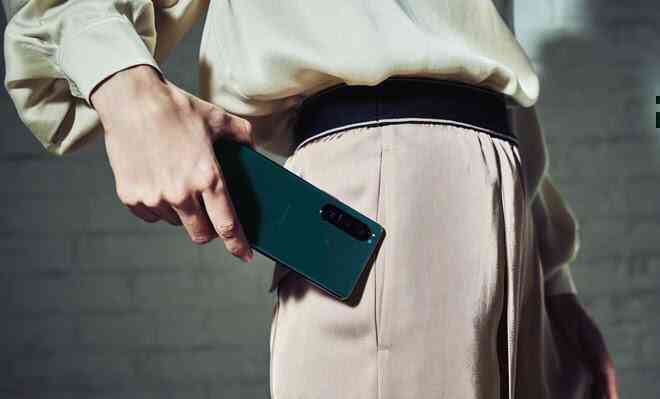 Xperia 1 III ra mắt tại Việt Nam nhưng chưa có giá, Xperia 10 III 5G giá 11.99 triệu, tặng quà 2.99 triệu