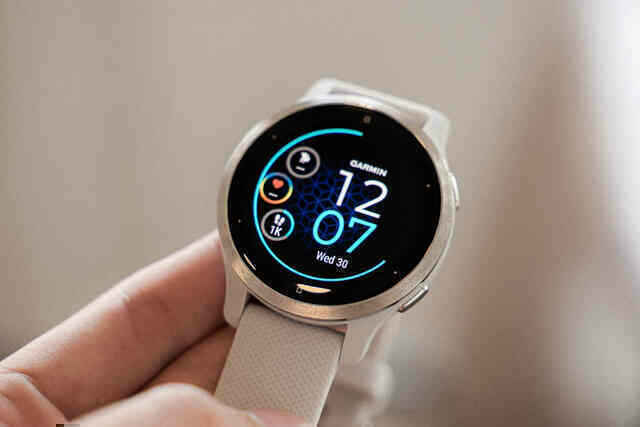 Garmin Venu 2S: Lựa chọn đúng đắn nâng cấp chất lượng cuộc sống - vừa theo dõi sức khoẻ, vừa tập luyện thể thao - Ảnh 2. Garmin Venu 2S: Lựa chọn đúng đắn nâng cấp chất lượng cuộc sống - vừa theo dõi sức khoẻ, vừa tập luyện thể thao - Ảnh 2.