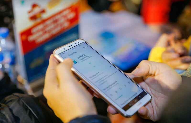 49,3 triệu người Việt mua sắm trực tuyến