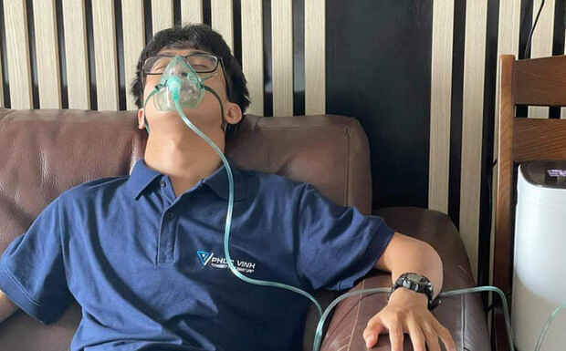  Người dân TP.HCM đổ xô đi mua máy tạo oxy, bác sĩ thốt lên: Bị Covid-19 mà dám thở oxy tại nhà thì tôi... khâm phục! - Ảnh 2.