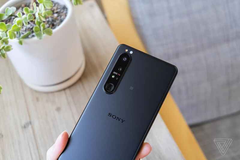 Điện thoại Sony trở lại ảnh 4 Dien thoai Sony tro lai anh 4