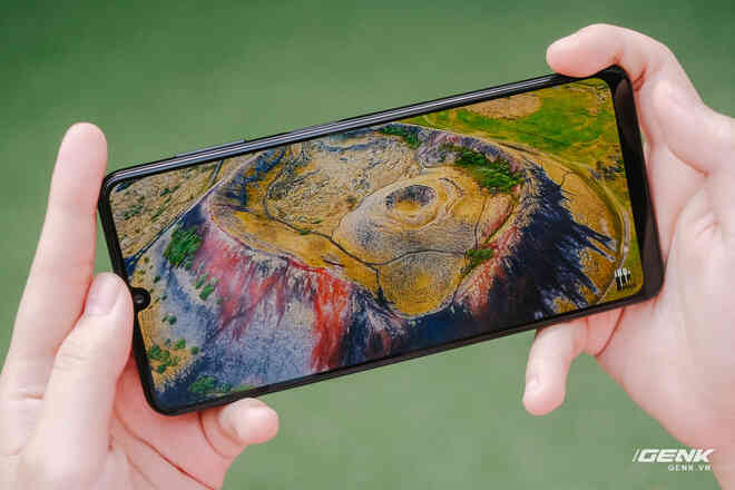 Đánh giá Galaxy A22 LTE: Giá chỉ hơn 5 triệu nhưng có camera chống rung quang học OIS - Ảnh 8. Đánh giá Galaxy A22 LTE: Giá chỉ hơn 5 triệu nhưng có camera chống rung quang học OIS - Ảnh 8.