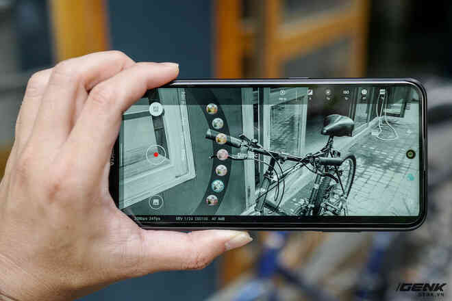 Trên tay Nokia X10: cụm 4 camera Zeiss độc đáo, vi xử lý Snapdragon 480, có hỗ trợ 5G - Ảnh 11. Trên tay Nokia X10: cụm 4 camera Zeiss độc đáo, vi xử lý Snapdragon 480, có hỗ trợ 5G - Ảnh 11.