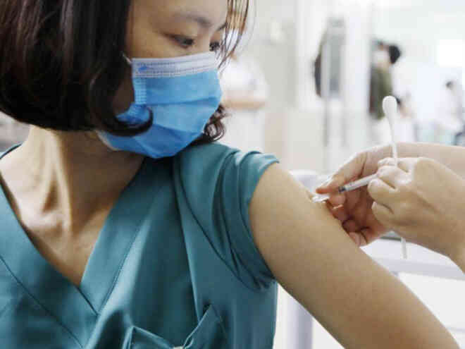 Từ Alpha đến Delta: các biến thể COVID-19 nguy hiểm ra sao? Vắc-xin có thể ngăn chặn được chúng ở mức độ nào? - Ảnh 8. Từ Alpha đến Delta: các biến thể COVID-19 nguy hiểm ra sao? Vắc-xin có thể ngăn chặn được chúng ở mức độ nào? - Ảnh 8.