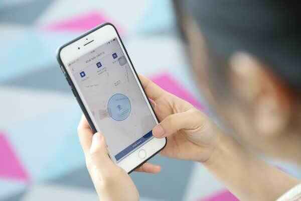 Công an, y tế phường giám sát người cách ly tại nhà bằng công nghệ nhận diện khuôn mặt