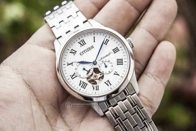 Tưởng đồng hồ Citizen cơ lộ máy có gì hay, hoá ra là vậy - Ảnh 3.