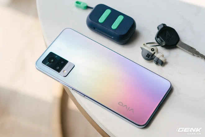 Đánh giá OnePlus Nord CE 5G: Nâng cấp hình ảnh và hiệu năng, camera tạm ổn nhưng lại trở về với loa đơn - Ảnh 28. Đánh giá OnePlus Nord CE 5G: Nâng cấp hình ảnh và hiệu năng, camera tạm ổn nhưng lại trở về với loa đơn - Ảnh 28.