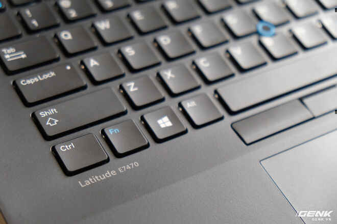 Mua laptop "doanh nhân" cũ để work from home, tôi đã nhận được gì?