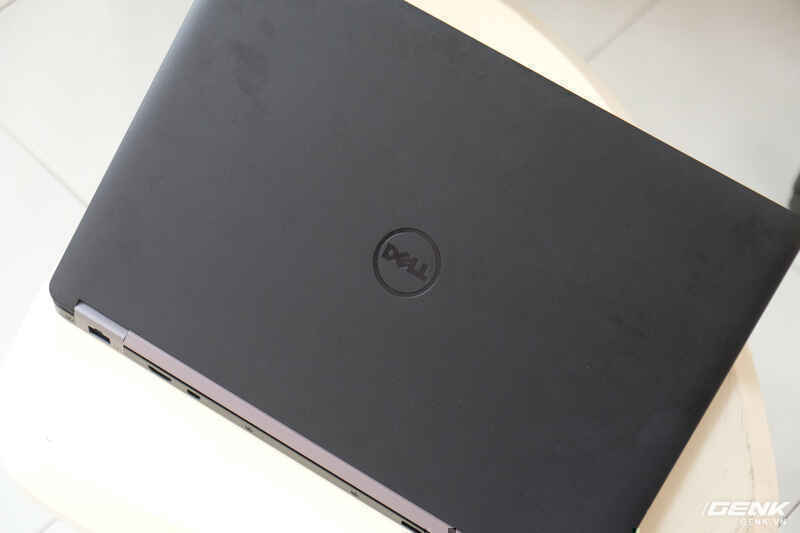 Mua laptop doanh nhân cũ để work from home, tôi đã nhận được gì? - Ảnh 2. Mua laptop doanh nhân cũ để work from home, tôi đã nhận được gì? - Ảnh 2.